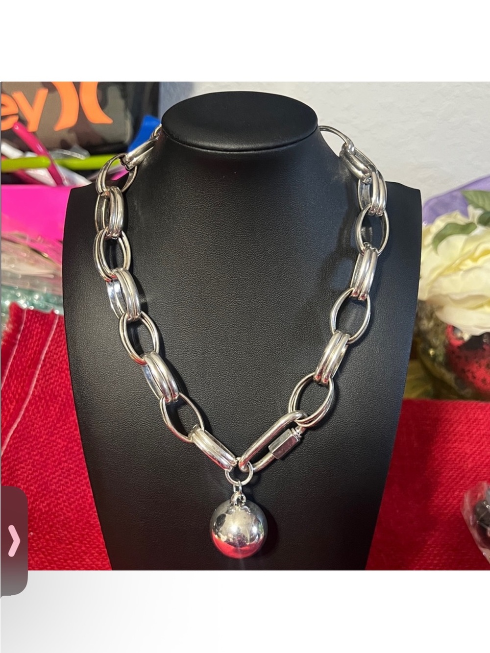 Silver tone  Chain Link Necklace with Pendant - Women Jewelry
